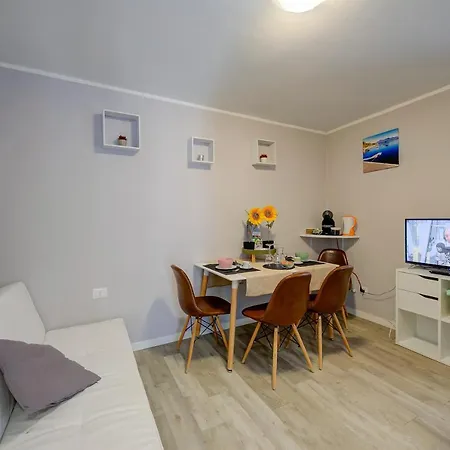 Apartman Il Vicolo Sul - Happy Lesa